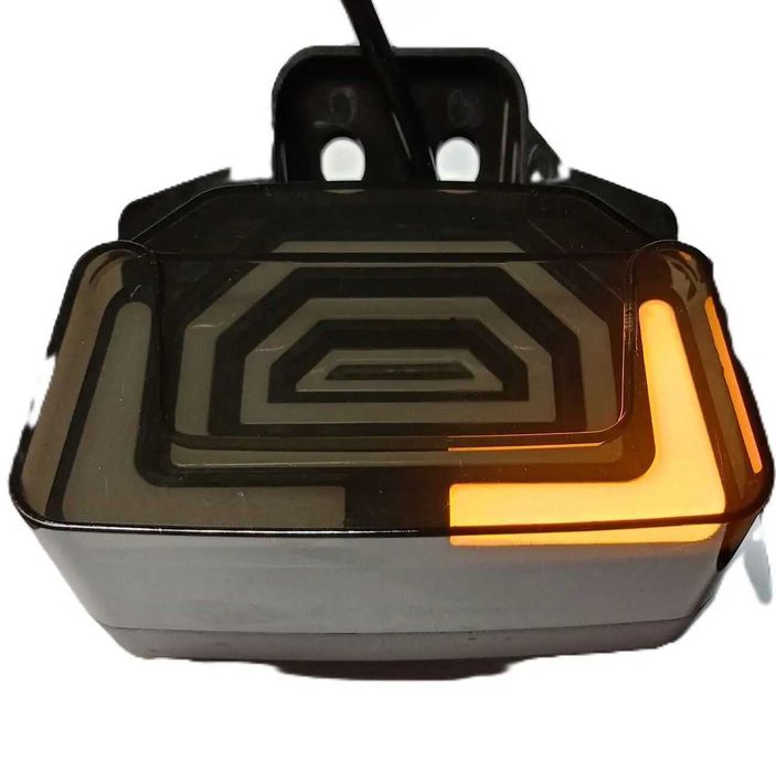 Стоп за мотор с вградени мигачи и стойка за номер