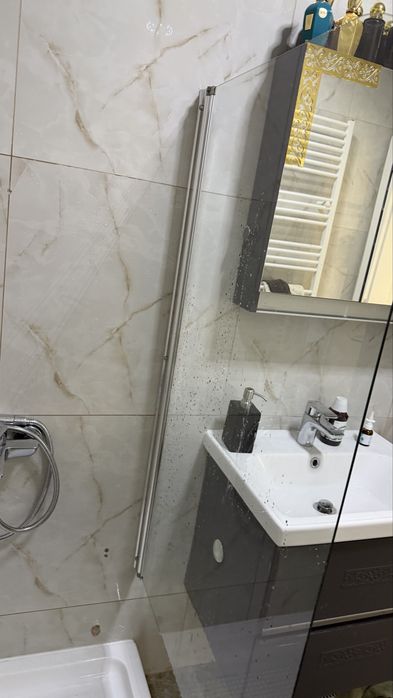 Perete dus si baterie