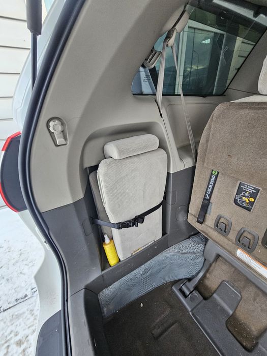 Продам Toyota Sienna