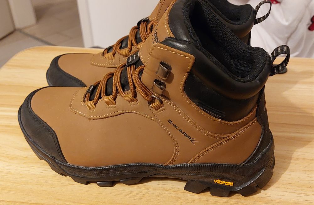 Ghete S-Karp vibram nr 38