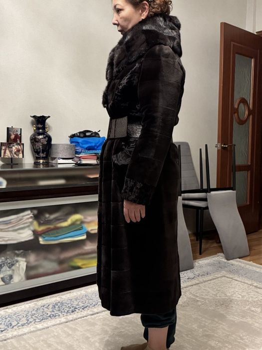 Шуба стриженая норка с каракулем