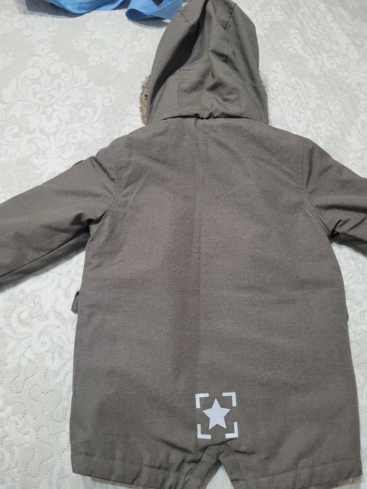 Зимно яке/парка за момче размер 98