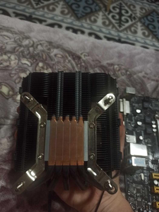 Отличный кулер для процессоров