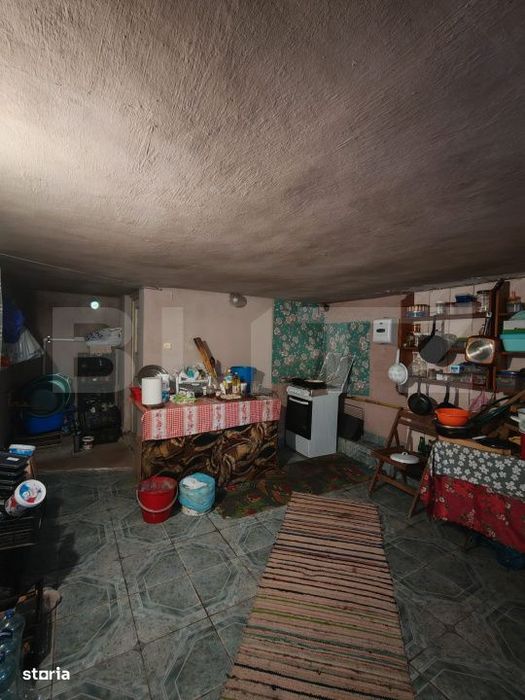 Casa 279 mp, teren 1400 mp, in Mihai Viteazu