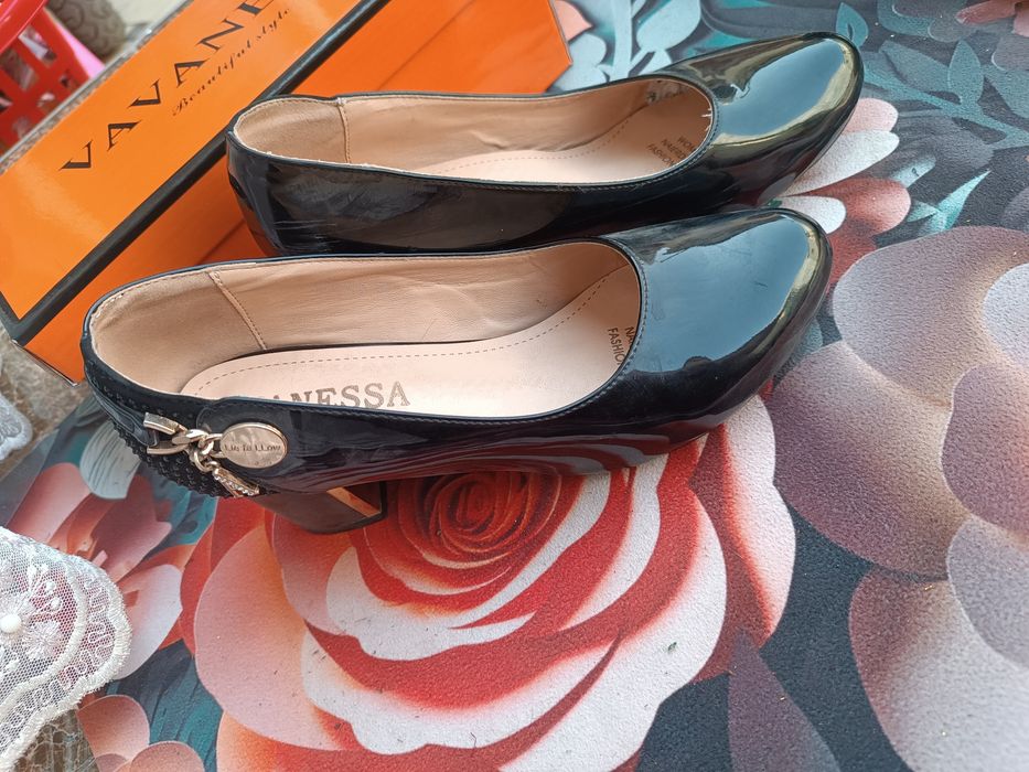 Koʻp kiyilmagan 37razmerda