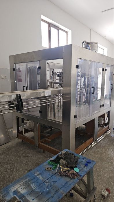 Розлив машина газ безгаз.
