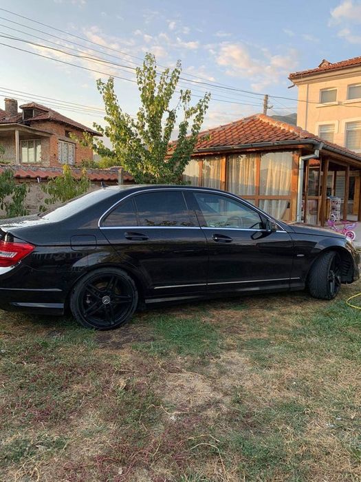 На Части Mercedes W204 C220 Facelift AMG Pack OM651