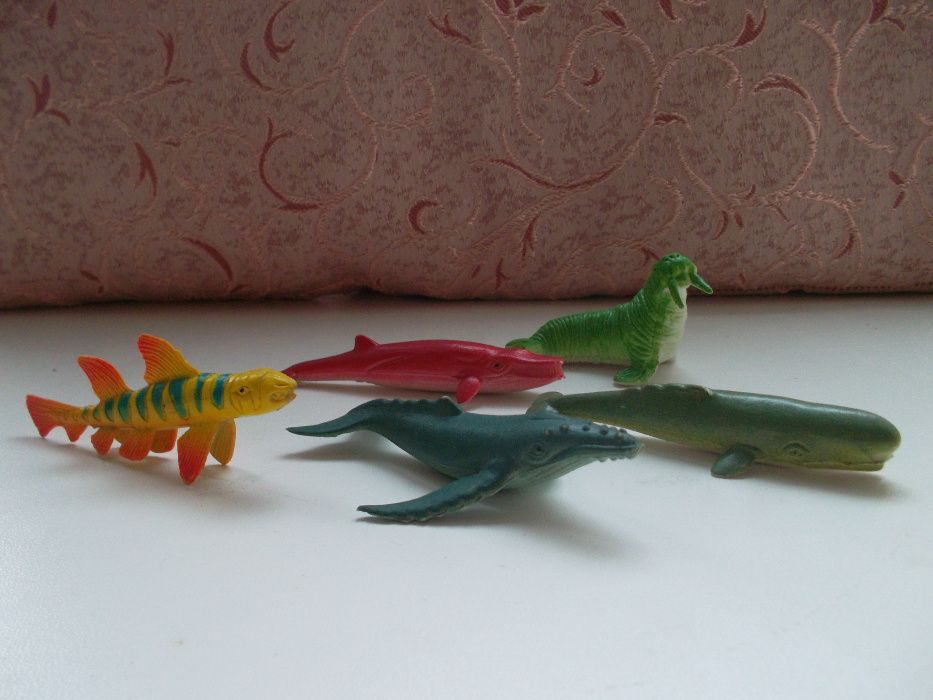 игрушки - сюрпризы детям