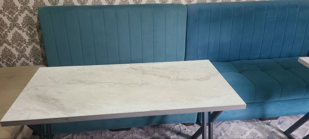 Yumshoq divan ishlatilgan holati yaxshi