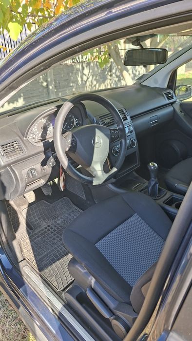 MERCEDES-BENZ A-Class 2005 — imagine 4