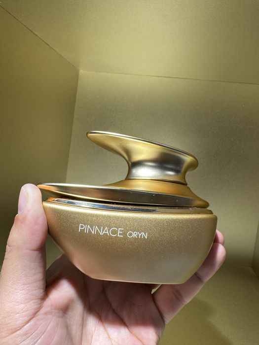 French Avenue Pinnace Oryn