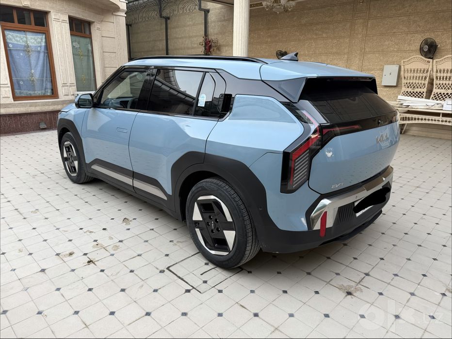 Kia EV3 Киа ЭВ3 электромобиль