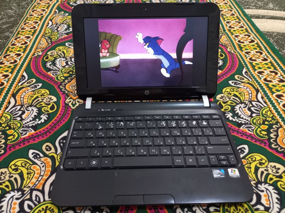 HP ноутбук сатылады