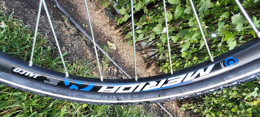 Vând bicicletă cursieră Merida Crossway 20 NOUĂ