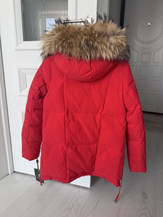 Продам куртку (зима, новая)