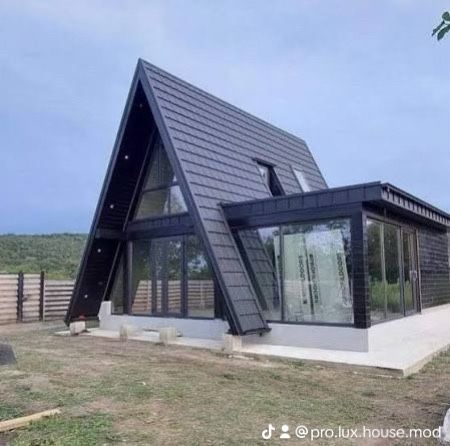 Facem case tip A FRAME