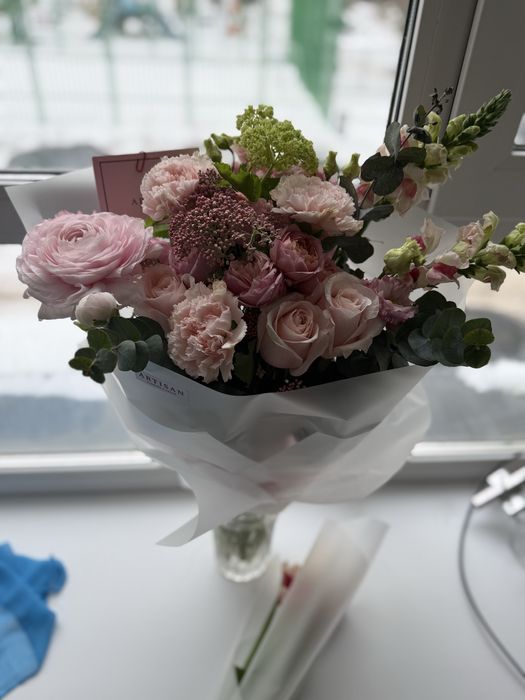 Шикарный букет на 8 марта