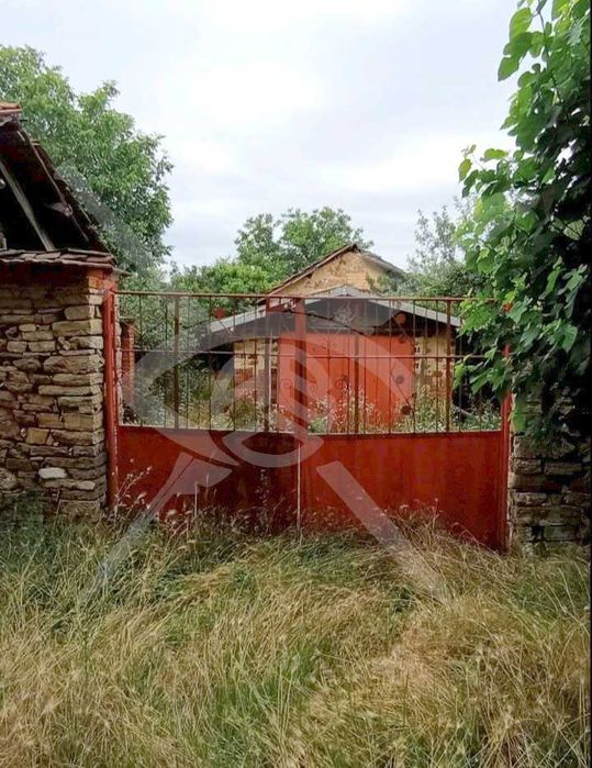 Продава се Къща в с. Православ, Област Стара Загора - 230 кв.м за 116 €/кв.м - Снимка #2