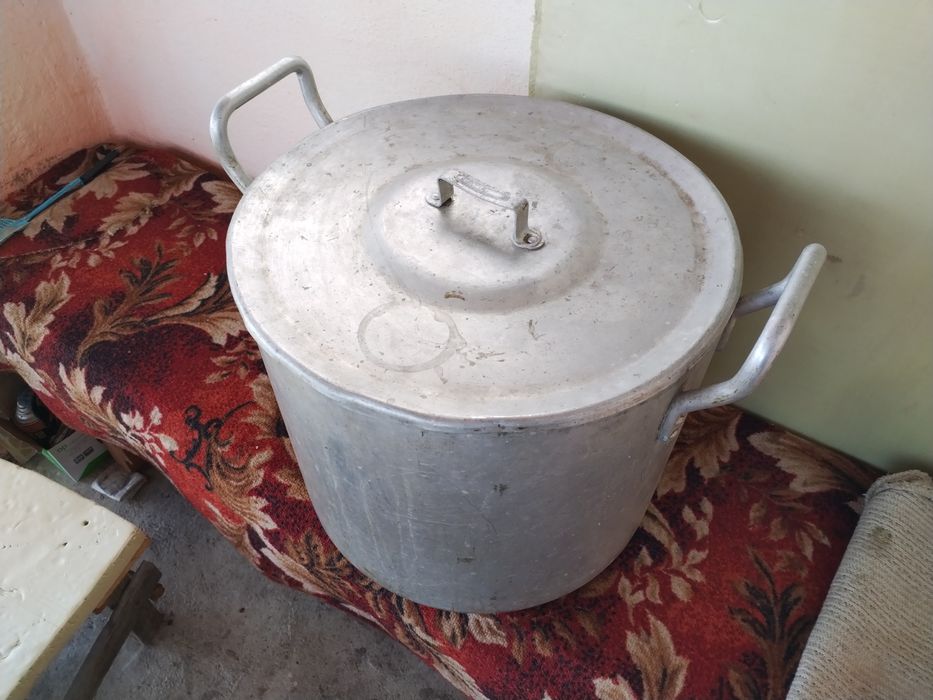 Продам кастрюлю аллюминиваю
