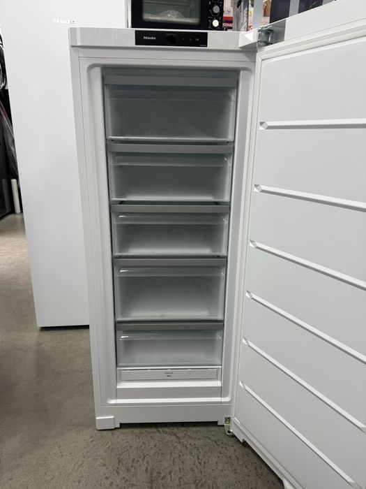 Фризер MIELE No Frost