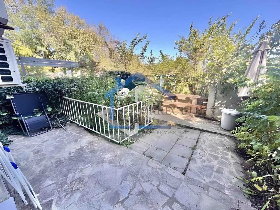 Дава се под наем Двустаен апартамент в Варна, Галата - 56 кв.м за 357 € - Снимка #8