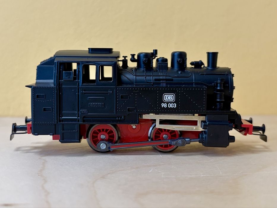 Стартов комплект влакче H0 1:87 с парен локомотив BR 98 влак Roco Piko