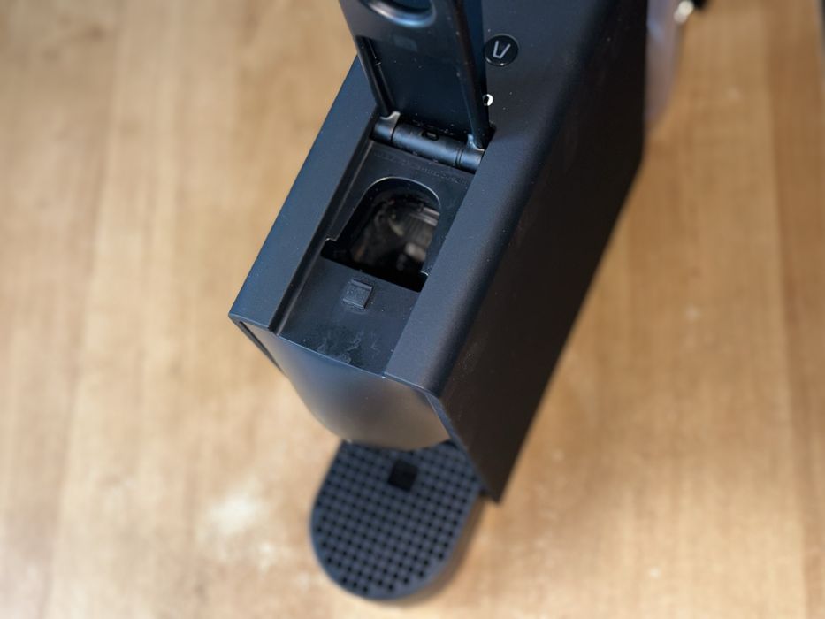 Nespresso essenza mini c30