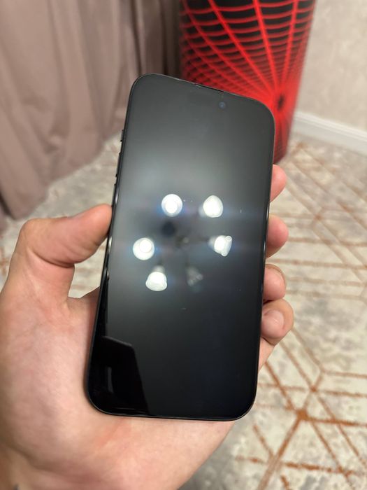 Продам Iphone 15 256GB