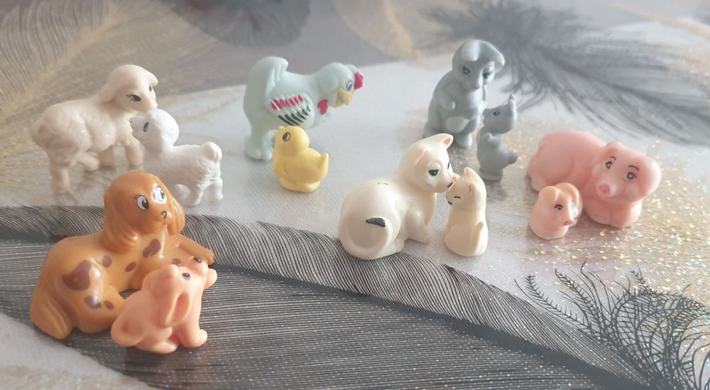 Фигурки из киндер -сюрприза.