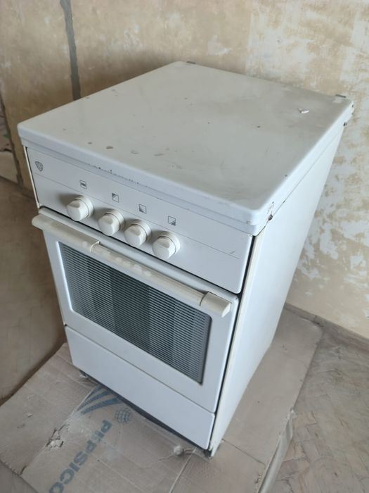 Masina de gatit aragaz