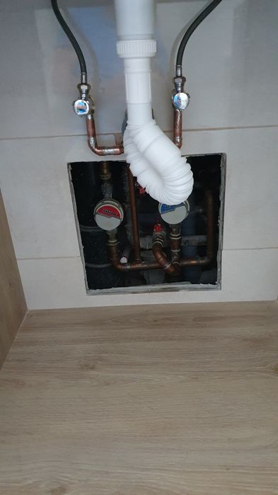 Instalator, Instalații sanitare