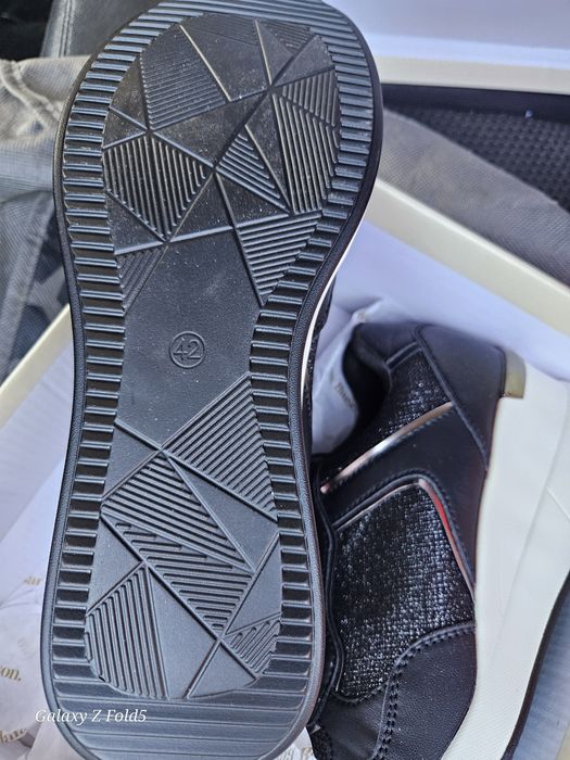 Дамски маратонки