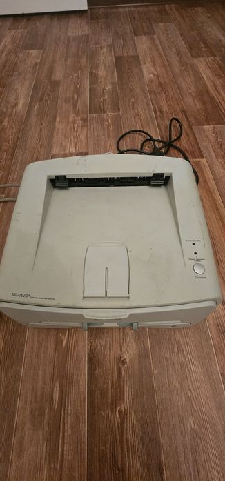 Лазерный принтер Samsung ML-1520P