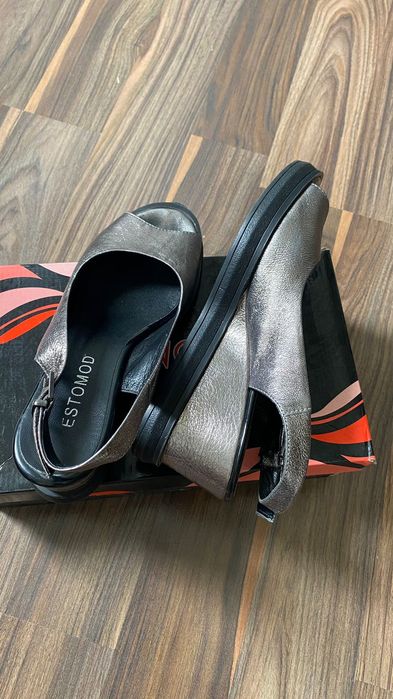 Женская кожаная летняя босоножки