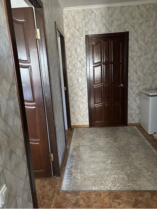 Меняю 3 кв  на частный дом