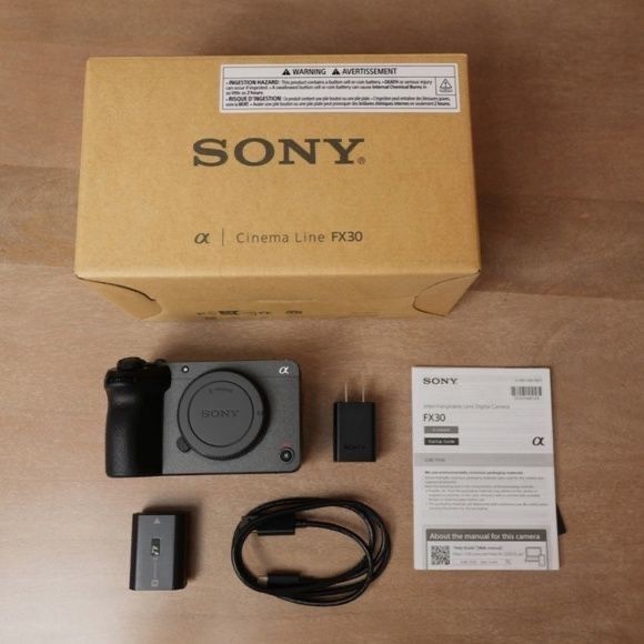 Sony fx30 body yangi holatda