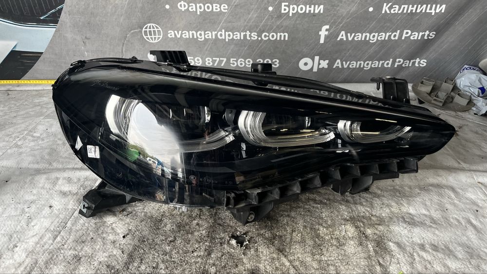 Alfa Romeo Giulia десен фар