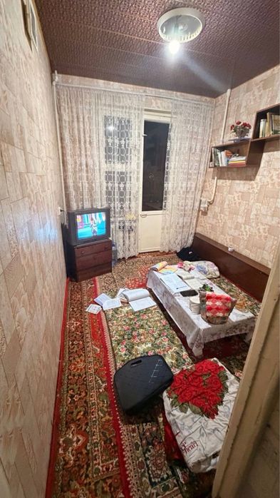 Kvartira sotiladi 9 bozor