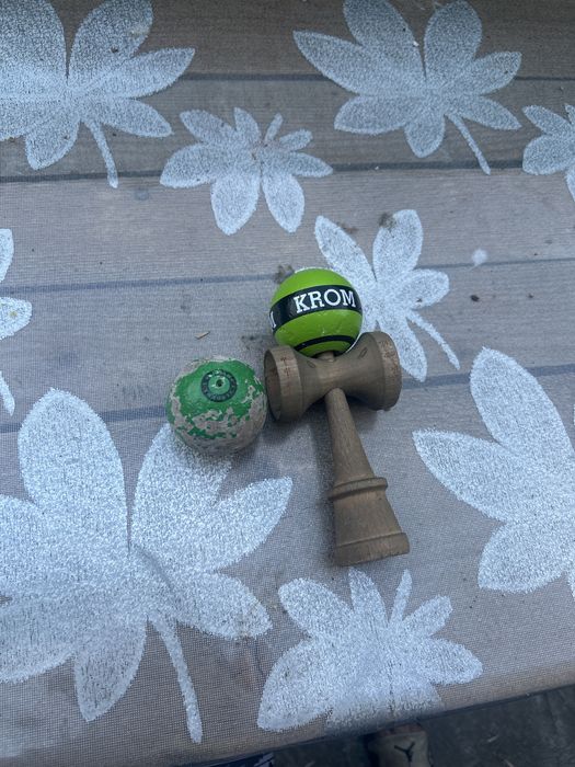 Kendama krom e putin jucata