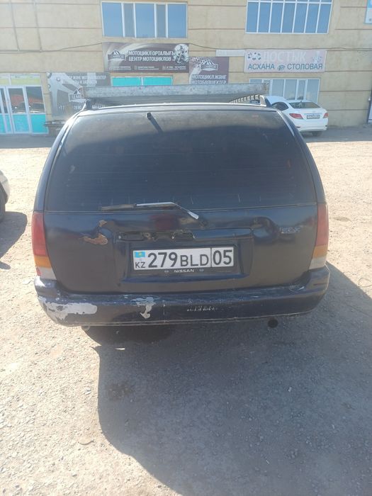 Продам Ниссан Премьера