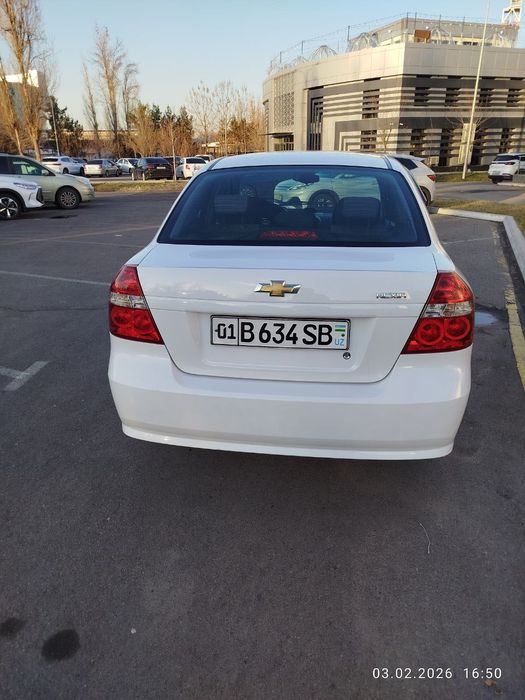 Nexia 3 metan gaz 4 pakalena