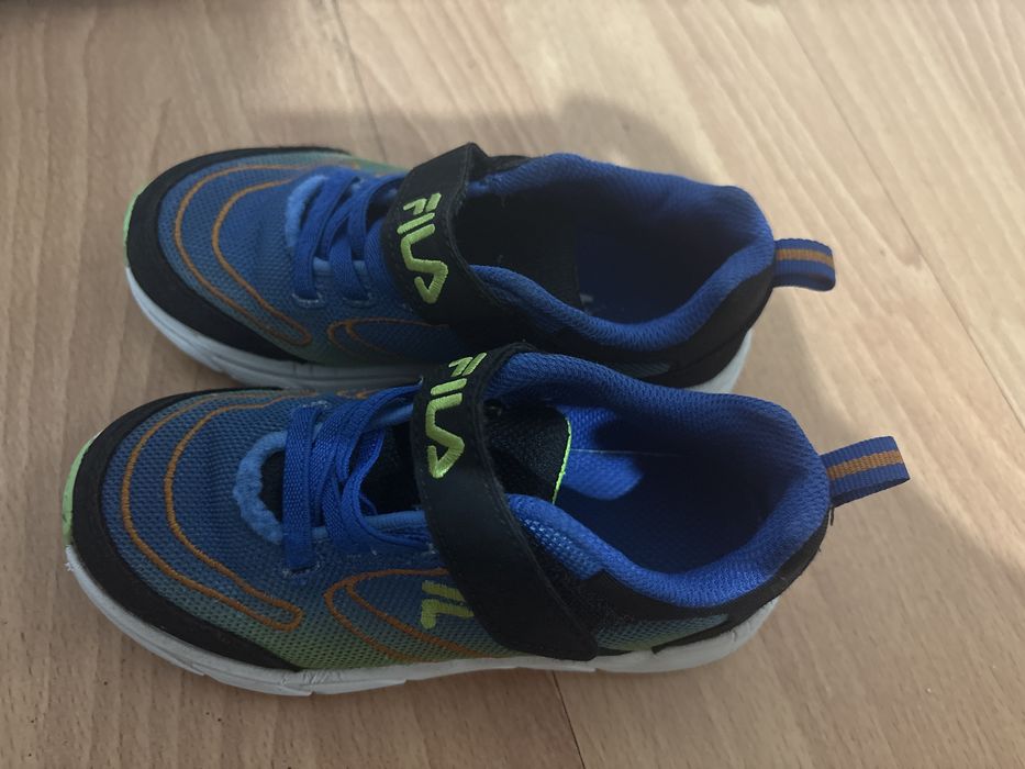 Vand adidasi Fila baieti