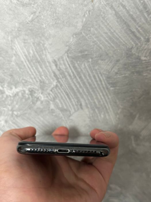 Продам айфон х срояно