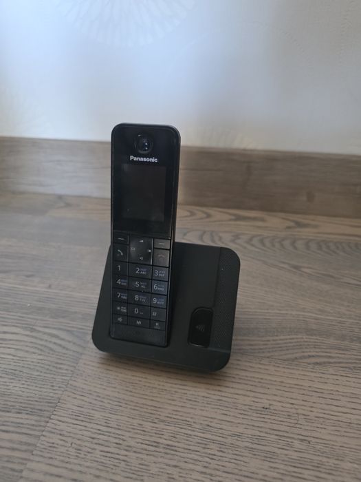 Продам стационарный телефон Panasonic