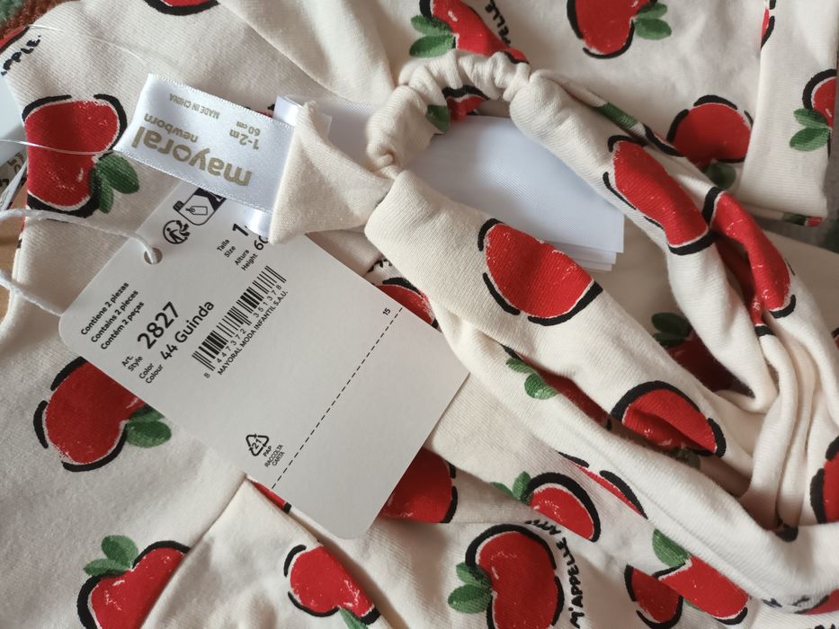 Нова рокля с лента за коса за новородено Mayoral