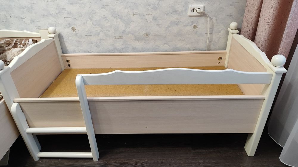 Продам кровати детские