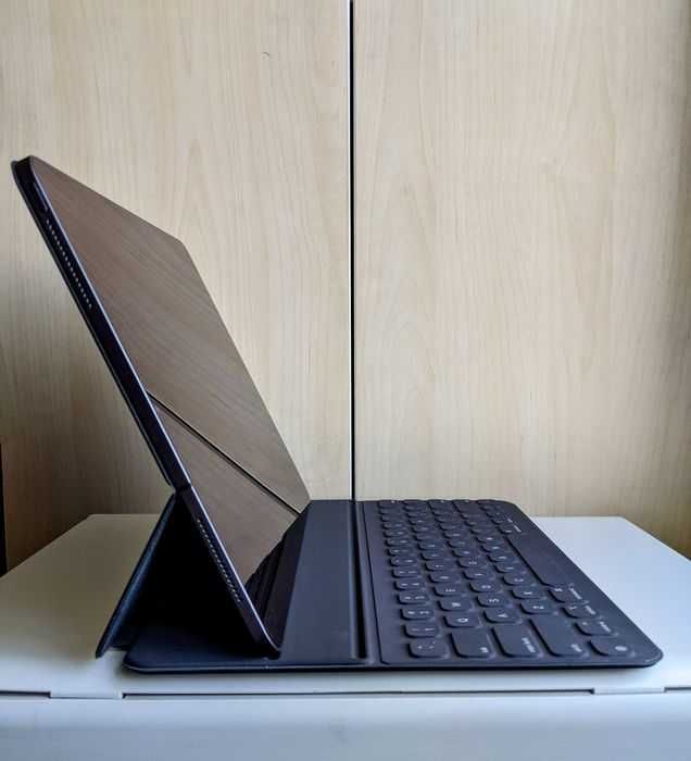 Apple smart keyboard folio