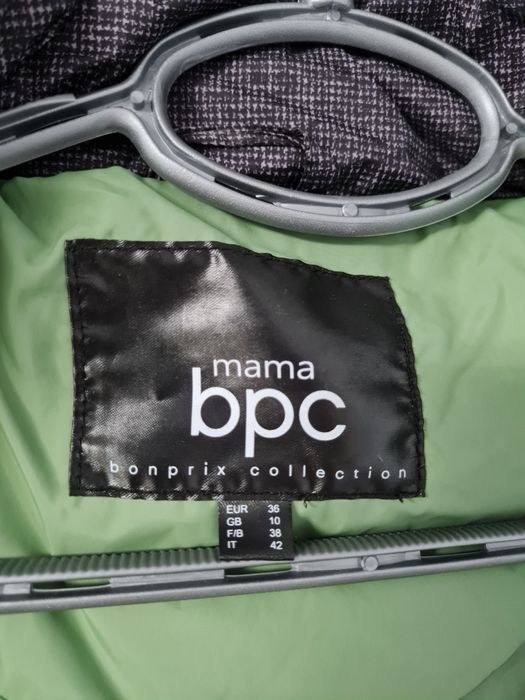 Vând geaca gravida cu insertie bebe