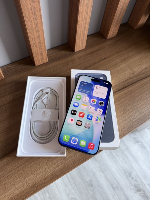 Iphone 17 Pro Max Blue Titanium - Baterie 100%