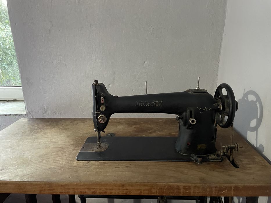 Masină de cusut PHOENIX